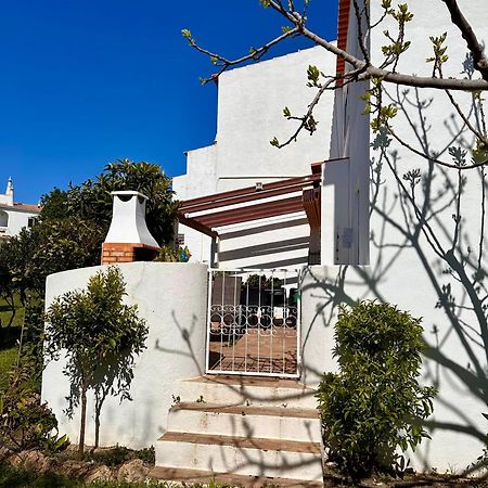 Castelo Da Esperanca Na Vila Sra Da Rocha Porches  Exteriér fotografie