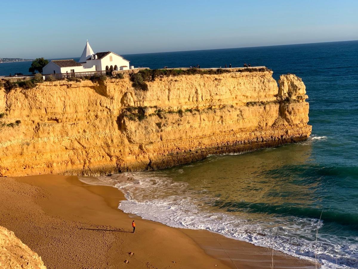 Castelo Da Esperanca Na Vila Sra Da Rocha Porches  Exteriér fotografie