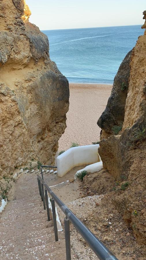 Castelo Da Esperanca Na Vila Sra Da Rocha Porches  Exteriér fotografie