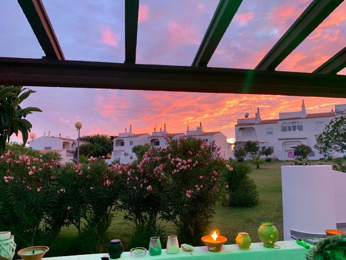 Castelo Da Esperanca Na Vila Sra Da Rocha Porches  Exteriér fotografie