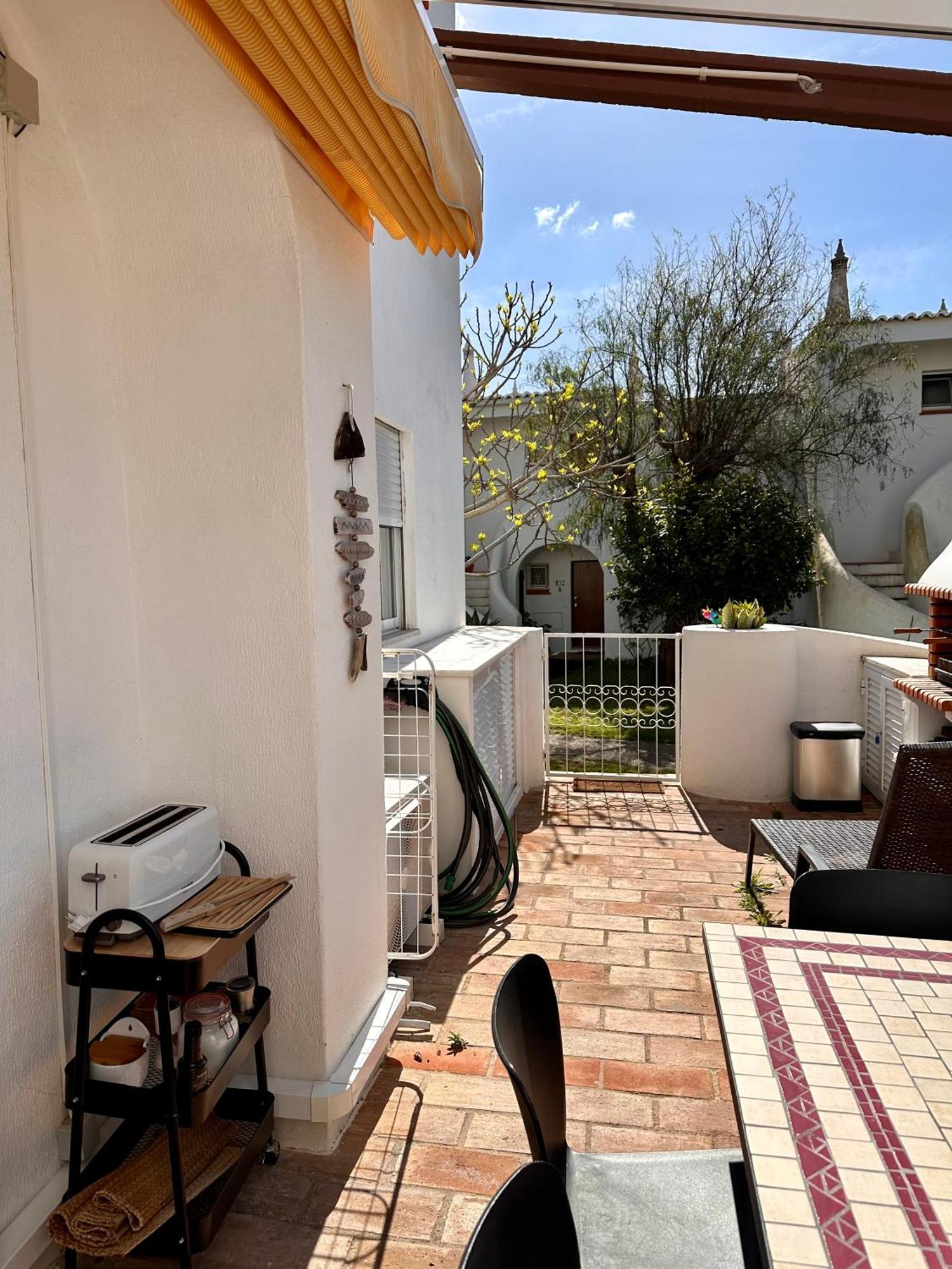Castelo Da Esperanca Na Vila Sra Da Rocha Porches  Exteriér fotografie